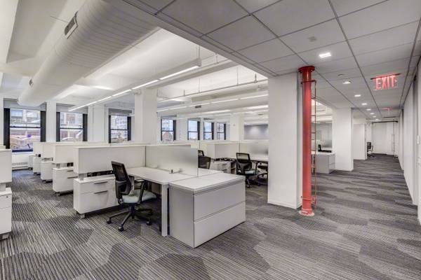 $1,500 Well Designed Furnished Offices for Rent Near Herald Square (Midtown West)63788856760835124