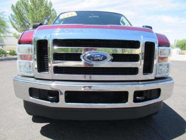2008 Ford F-250 XLT 6.8L - Photo 3