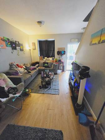 $105,000 / 3br - INVESTORS - Hold Now, Flip Later! 10% Cap Rate with Big Equity63684763131267123