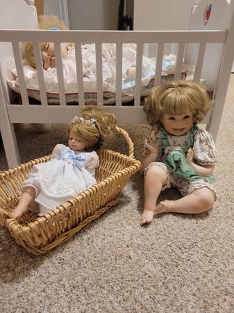Dolls 1