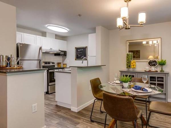 $1,734 / 1br - 803ft2 - Cable Ready, Built-In Microwave, Garages Available, Spa (Lacey)63850637654147123
