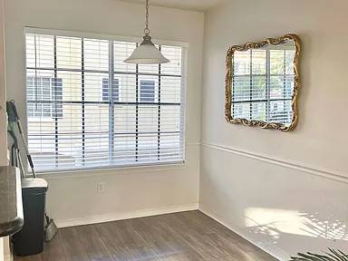 $555 / 1br - 881ft2 - Casa adosada de 1 habitación con garaje y lavandería individual — Detalles interiores (Tampa)63980539931266124