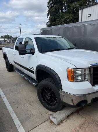 GMC 3500HD 1