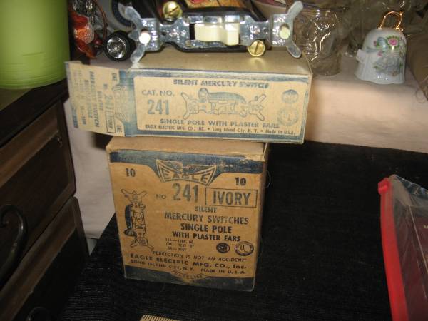 Vintage New Box Mercury Switches More for a collector 1