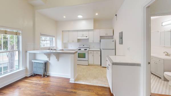 $3,145 / 603ft2 - Affordable Studio Near Public Transit! Unit #100 (hayes valley)63622931586691121