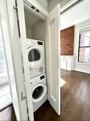 $4,300 / 1br - Lease Takeover –Prime Upper West Side 1BR with option to renew (Upper West Side)63945363125762124