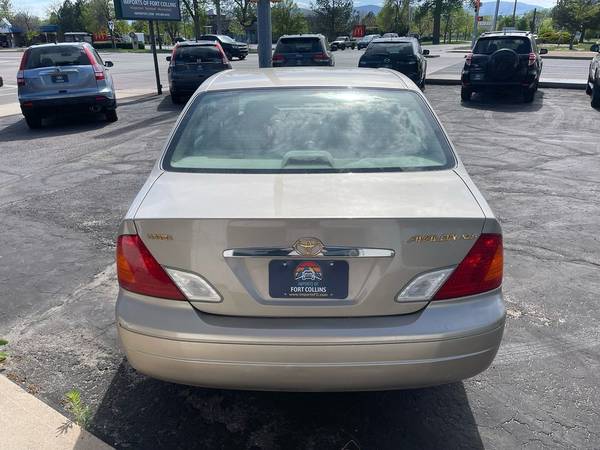 2000 Toyota Avalon XLS Heated Leather | Sunroof | Reliable - $3,950 (Imports of Fort Collins)63619653247107123