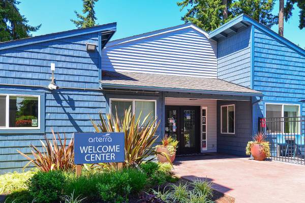 $1,299 / 1br - 720ft2 - Cozy 1 BR, Hardwood-Style Flooring, Perfect for You! (Everett)63786779939843123
