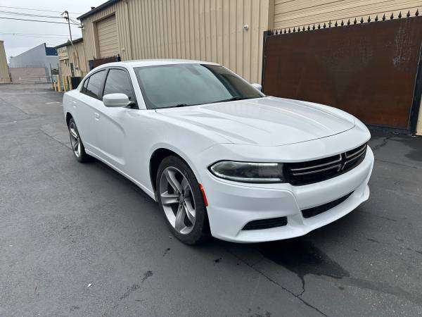 2015 Dodge Charger 1