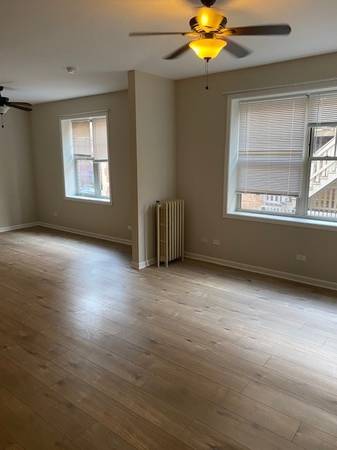 $1,350 / 1br - 500ft2 - Updated Oak Park Studio Apartment (1116) (Oak Park)63898736520451124