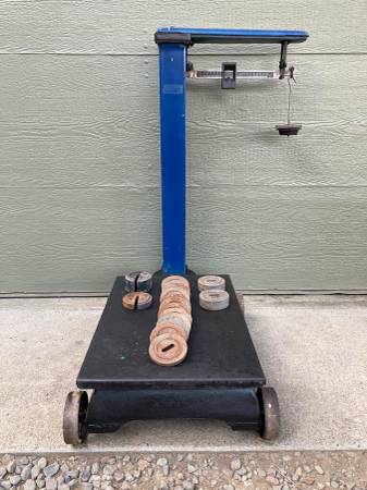 Big Portable Platform Scale: 1000 Pound Limit, Fairbanks Morse #1124 1