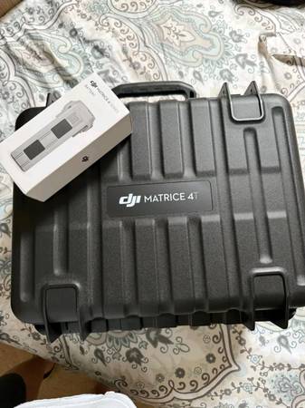 DJI Matrice 4T 1