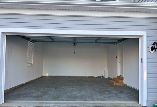 $2800.00 / 4br - 2400ft2 - Modern 4 - Bedroom Home with Upgraded Features – Available for Rent63953078416259124