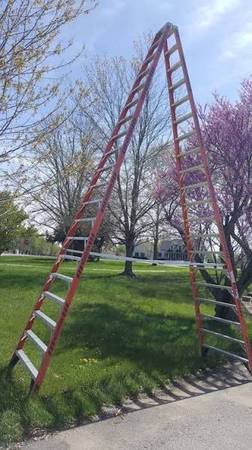 20' Werner Step Ladder 1