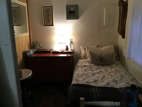 $1,200 / 1br - 808ft2 - KEENE SCHOOLS. (Winchester, NH)63931520228355121