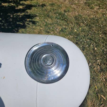 1952-53  Mercury Hubcap 1
