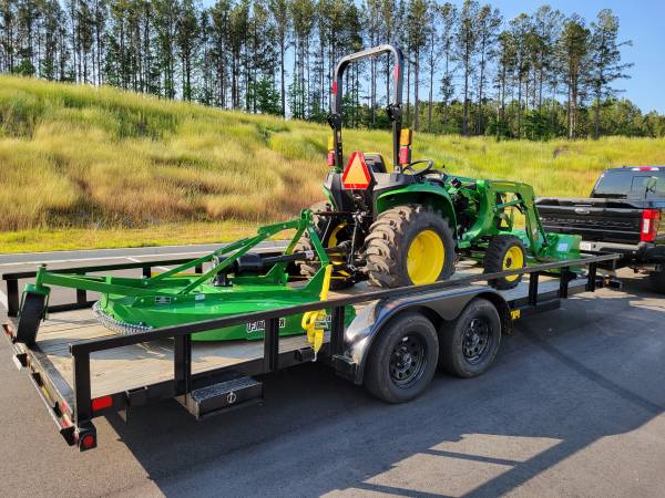 John Deere LIKE NEW (50HRS) 3038E & Z915E Zero-Turn (50HRS) 1