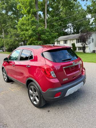 2014 Buick Encore - Utilitario deportivo con cuero 4D - $6,750 (Astoria)63614430505601122