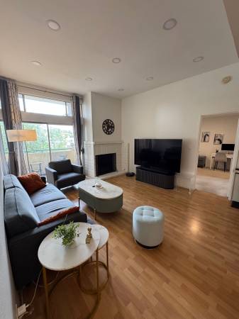 $2,600 / 2br - 994ft2 - 2bed/2bath apartment for rent(Canoga Park, Woodland Hills, West Hills) (Canoga Park)63700919768323120