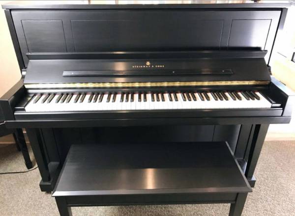 -----FREE!!! Black Upright Studio Used PIANO with Bench Available!---- 1