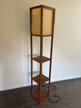 Curb Alert! Lamp at Tyler and King Street 1