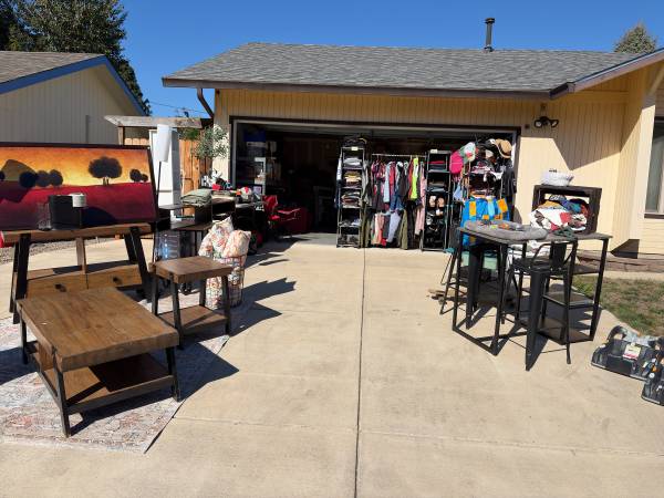 EVERYTHING MUST GO 1