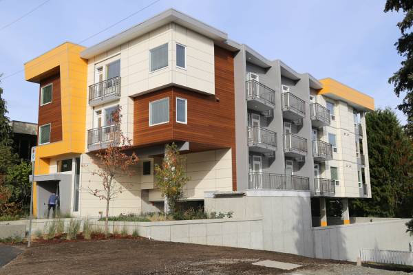 206 - 130 Vancouver Ave 1