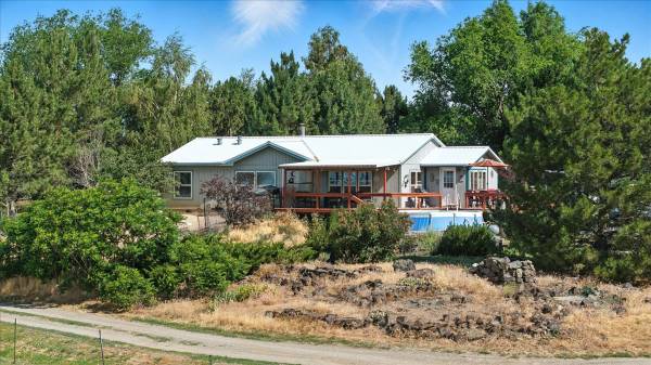 $769,000 / 3br - 1263ft2 - Ranch For Sale, 35 Acres with 35 Water Shares (Shoeshone)64180502708227120