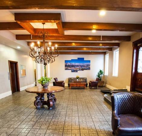 $1,550 / 450ft2 - The President Apts...Newly Remodeled Studio Apartment..Great Location! (Westlake)63774505604225122