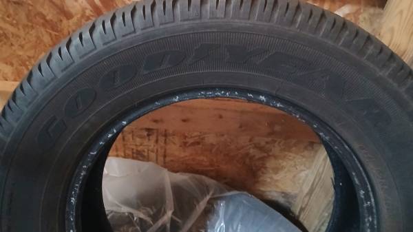 Goodyear Wrangler SRA 265/60R18 1