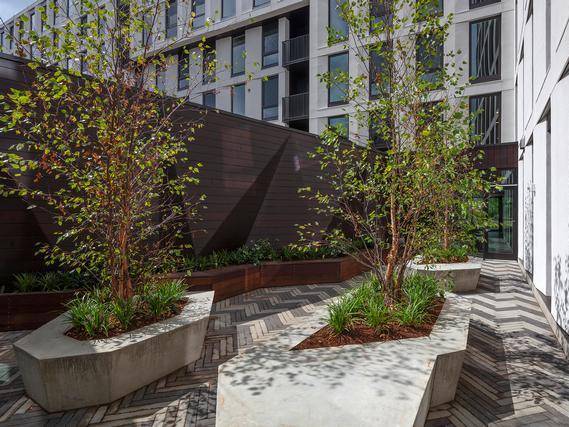 $1,619 / 1br - 614ft2 - Sophisticated 1 BR/1 BA Retreat with Mt. Hood Views, Fitness Cente (Sullivans Gulch)63870108968833121