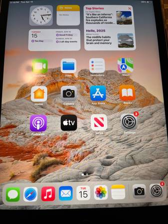 Apple ipad mini 5 with case 1