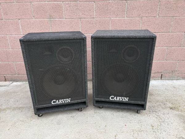 Two Carvin Model 973 PA Loudspeakers 1