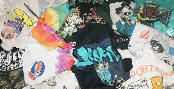 Buying your Old T-Shirts and Clothing for cash! 1