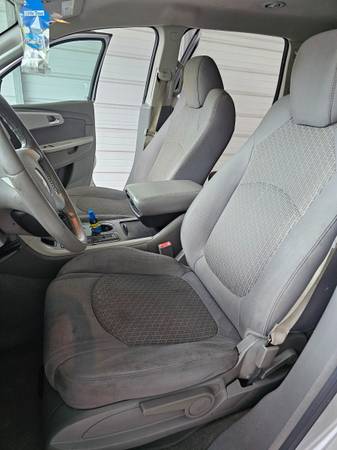 2011 Chevy Traverse - $3500 (Martinsville)63621976227331124