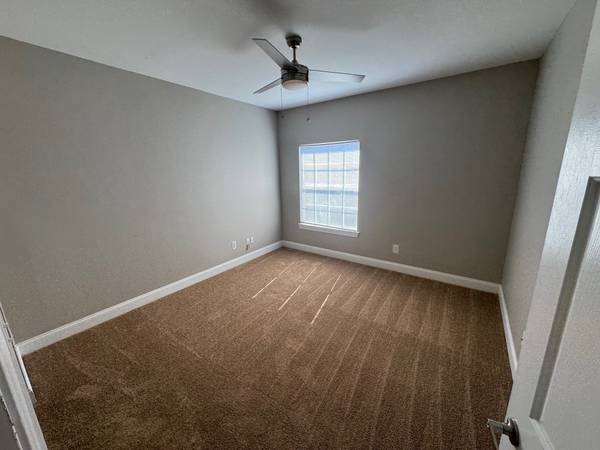 $1,358 / 2br - 969ft2 - 2Bed 2Bath Move In Ready! 😍63678527306625124