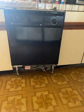 Free dishwasher 1