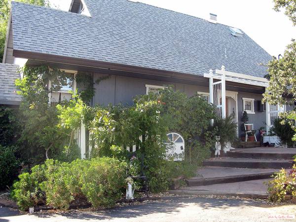 $250 / 1br - 150ft2 - Rent by the Week (Redding, CA)63972381447042120