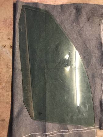 VW mk-IV / mk4 Jetta sedan tinted door glass panels 1
