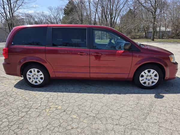 2014 DODGE GRAND CARAVAN - $5,999 (ZION ILLINOIS)63616772763265123