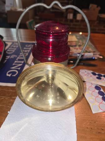 Antique delta railroad lantern 1