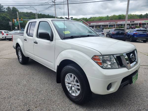 2018 Nissan Frontier SV Crew Cab 4x4 pickup sin accidentes, camioneta excelente - $13,995 (Rowley)63623667175169122