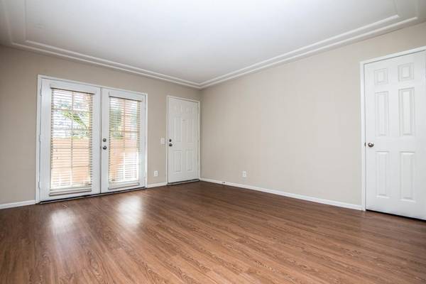 $2,345 / 1 hab - 600 pies² - 1 hab | Cerca del centro comercial UTC y del tranvía | Lavadora dentro (UTC/UCSD/Ciudad Universitaria)63657310071041124