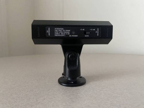 Shure UA83O UHF Active Remote Antenna 470-698 MHz 1