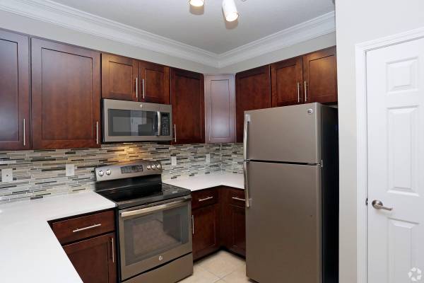 $2,388 / 2br - 1462ft2 - Microondas incluido, despacho o estudio, parque para perros (14720 4th St, Laurel, MD)63694501383681122