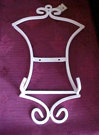 Wrought Iron Single Plate / Picture Holder 1