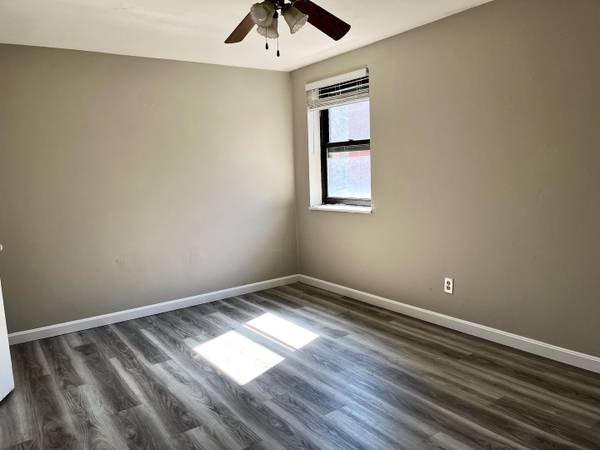 $850 / 1br - 488ft2 - 1BD 1BA, in  , Free Parking64013205814146124