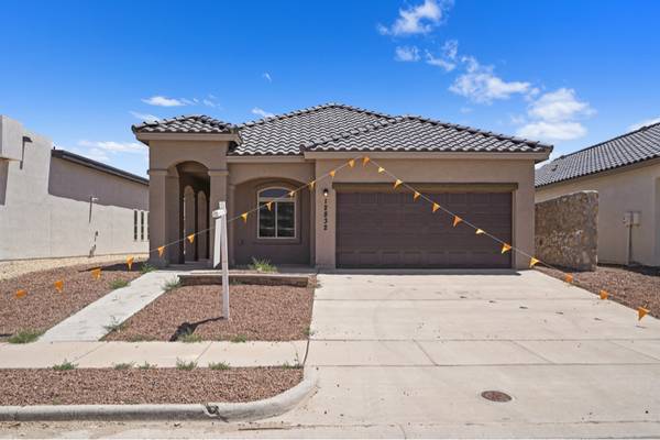 $1800.00 / 4br - 1378ft2 - Charming Single Unit in El Paso | 12832 Linstead Ave | $180063971417163650120