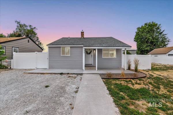 $245,000 / 2br - 712ft2 - HUGE PRICE REDUCTION! 2BD/1BA | M-2 ZONING | PRICED TO SELL63963189261570120