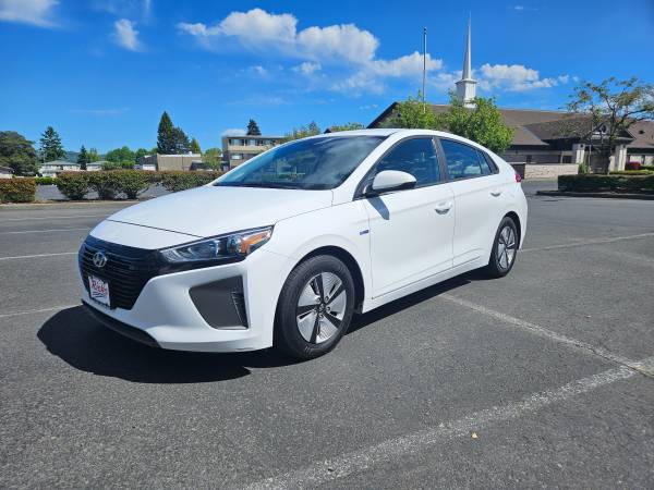 2019 HYUNDAI IONIQ HYBRID BLUE *123k - $8,295 (Longview)63618430097921123